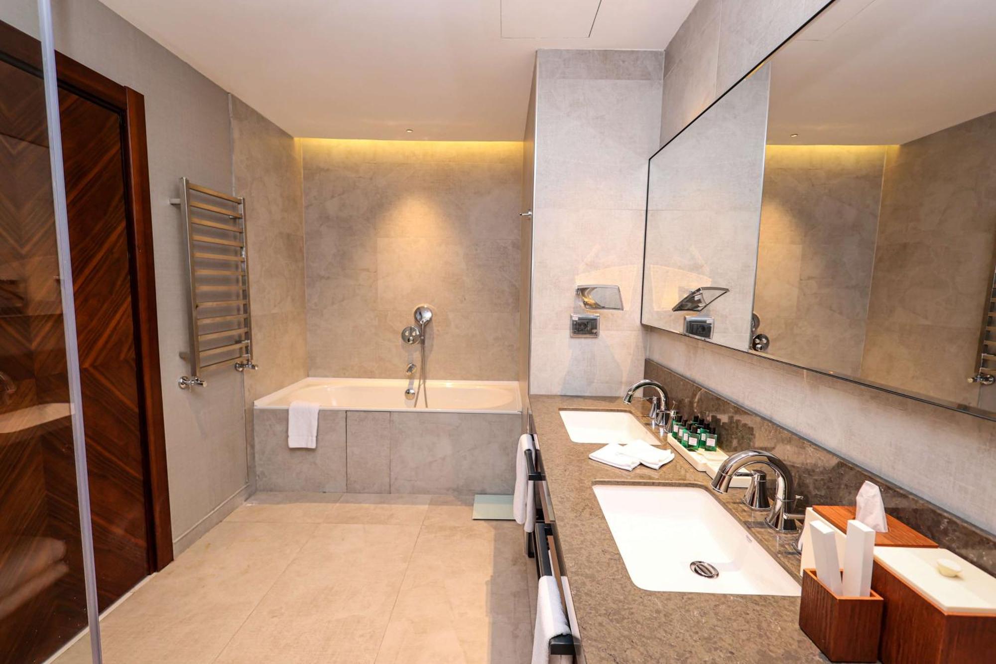 Hilton Garden Inn Samarkand Afrosiyob Екстер'єр фото